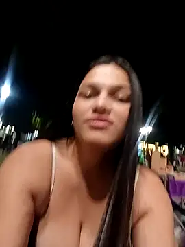 girl milk1 online show from December 16, 2025, 12:15 am