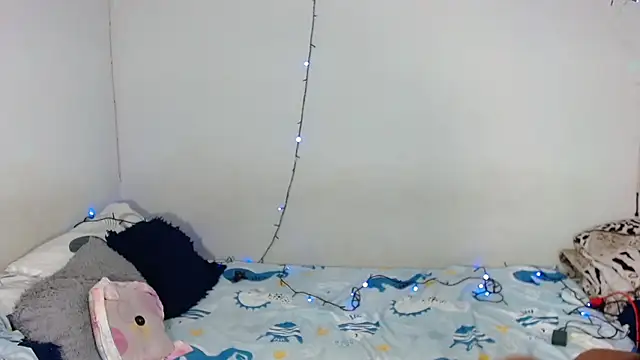 JessicaEbony online show from May 15, 2026, 1:01 am
