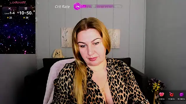 Lili Crossi online show from December 5, 2024, 6:32 am