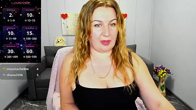 Lili Crossi online show from February 17, 2025, 9:46 am