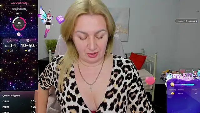 Lili Crossi online show from April 25, 2026, 6:05 am