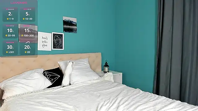 Snapshot of Linablueeyed chatting on October 3, 2025, 9:17 am Linablueeyed online show from October 3, 2025, 9:17 am