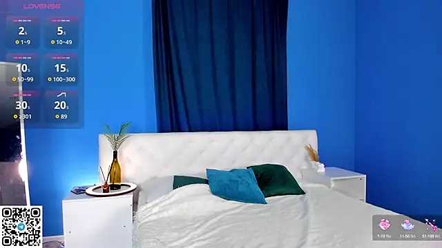 Snapshot of Linablueeyed chatting on October 15, 2025, 10:15 am Linablueeyed online show from October 15, 2025, 10:15 am