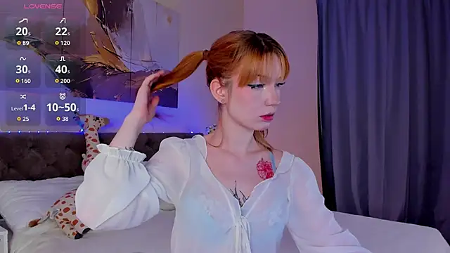 Linablueeyed online show from November 24, 2025, 9:09 am