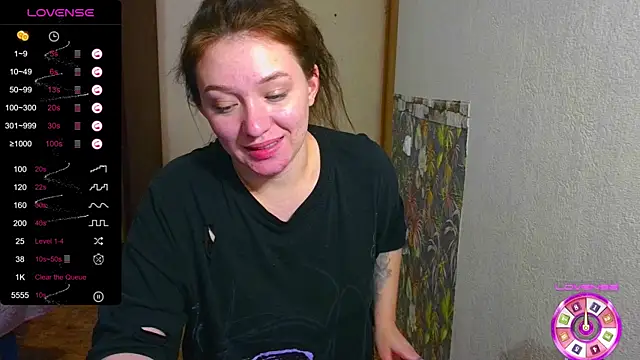 Chloe strip online show from October 12, 2025, 12:04 pm