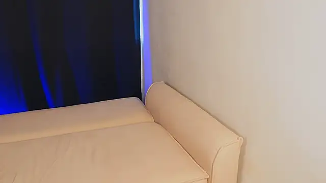 Taurusfairy online show from February 8, 2026, 4:54 pm