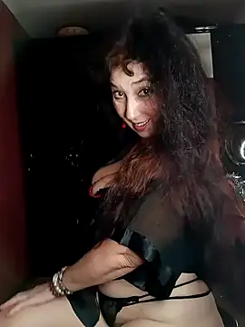 GypsyEsmeralda online show from January 1, 2025, 5:44 pm