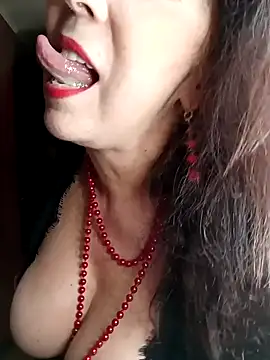 GypsyEsmeralda online show from January 5, 2025, 6:24 pm
