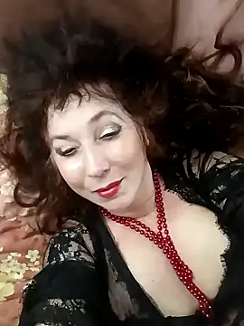 GypsyEsmeralda online show from January 8, 2025, 7:03 pm