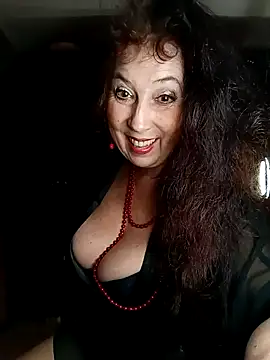 GypsyEsmeralda online show from January 17, 2025, 3:32 pm