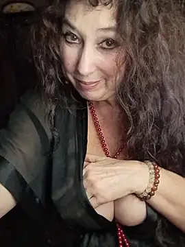 GypsyEsmeralda online show from December 20, 2025, 5:31 pm