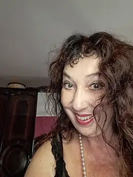 GypsyEsmeralda online show from August 5, 2026, 4:37 am