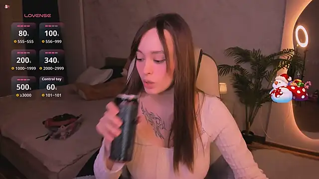 BadScarlet1 online show from December 19, 2025, 1:29 pm