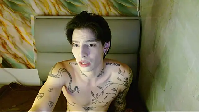 Snapshot of Apolo_Hidalgo01 chatting on September 18, 2025, 6:54 pm Apolo Hidalgo01 online show from September 18, 2025, 6:54 pm