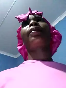 NunuBerry16 online show from February 15, 2025, 7:28 pm