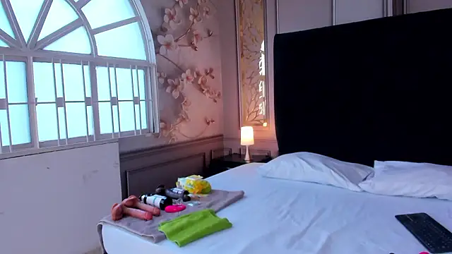 mature bigass   online show from March 21, 2026, 7:50 pm