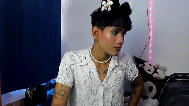 andrew uwu  online show from October 7, 2025, 6:38 pm