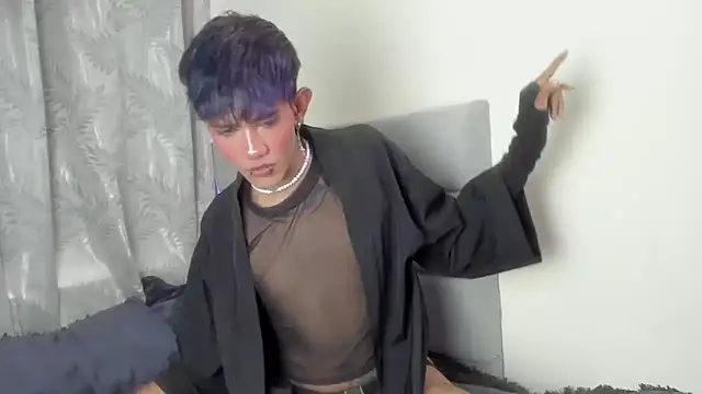 andrew uwu  online show from November 29, 2025, 1:14 pm