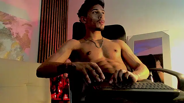 Snapshot of rafael_stone chatting on March 1, 2025, 2:48 am rafael stone online show from March 1, 2025, 2:48 am