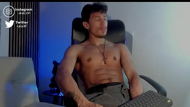 Snapshot of rafael_stone chatting on October 1, 2025, 2:39 am rafael stone online show from October 1, 2025, 2:39 am