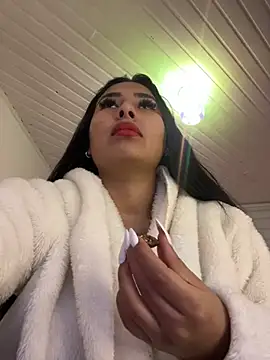 Snapshot of Anily_Lovely chatting on January 5, 2025, 10:29 pm Anily Lovely online show from January 5, 2025, 10:29 pm