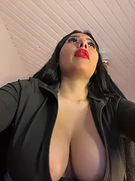 Snapshot of Anily_Lovely chatting on January 6, 2025, 10:05 pm Anily Lovely online show from January 6, 2025, 10:05 pm