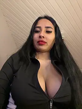Snapshot of Anily_Lovely chatting on January 11, 2025, 1:48 am Anily Lovely online show from January 11, 2025, 1:48 am