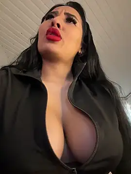 Snapshot of Anily_Lovely chatting on January 17, 2025, 8:55 pm Anily Lovely online show from January 17, 2025, 8:55 pm