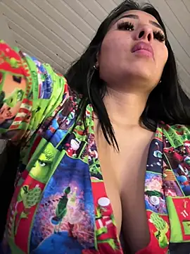Snapshot of Anily_Lovely chatting on January 21, 2025, 11:45 pm Anily Lovely online show from January 21, 2025, 11:45 pm