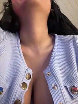 Snapshot of Anily_Lovely chatting on January 30, 2025, 9:36 pm Anily Lovely online show from January 30, 2025, 9:36 pm