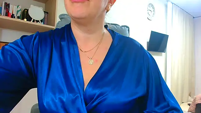 Brionia online show from October 27, 2025, 6:56 pm