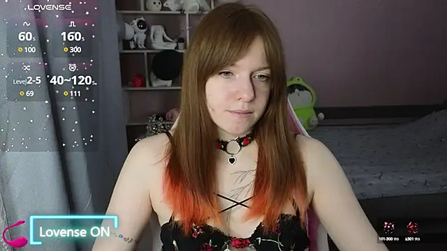 Snapshot of CassieJuice69 chatting on February 14, 2025, 8:15 pm CassieJuice69 online show from February 14, 2025, 8:15 pm
