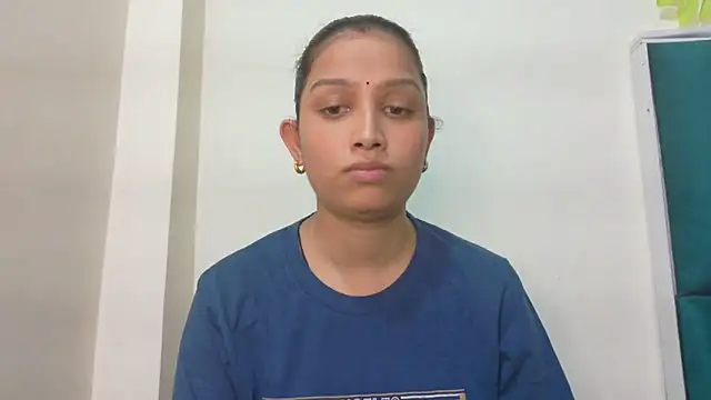 Snapshot of Aleena_Rai chatting on September 26, 2025, 6:12 pm Aleena Rai online show from September 26, 2025, 6:12 pm