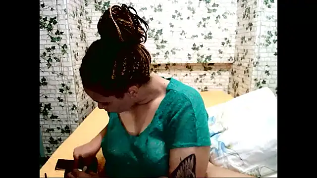 Indian candyXX online show from January 14, 2025, 6:07 pm