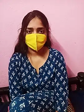 Cute-Simmi online show from December 19, 2025, 6:09 am