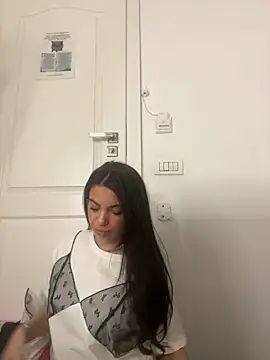 EsmeeLuv online show from January 19, 2025, 5:48 am