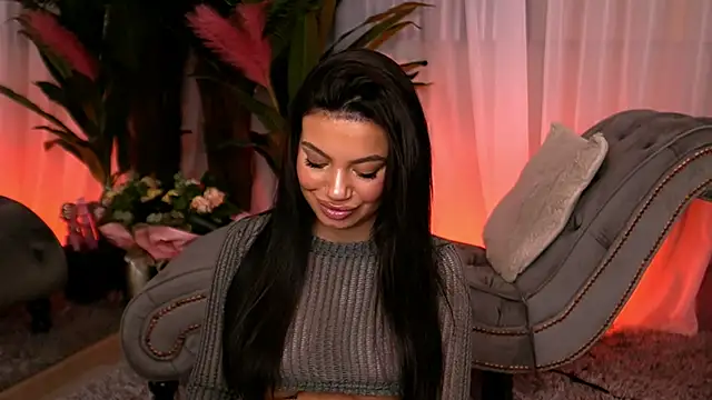 EsmeeLuv online show from March 5, 2025, 7:49 pm