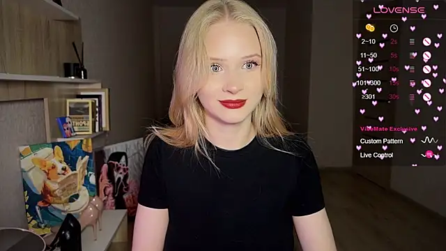 Snapshot of lisa_barbie chatting on September 24, 2025, 3:15 pm lisa barbie online show from September 24, 2025, 3:15 pm