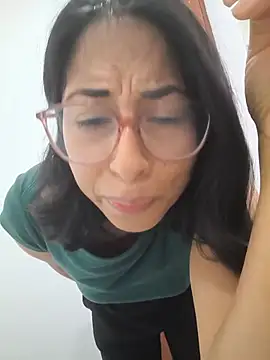 MirandaSingle online show from July 6, 2026, 7:49 pm