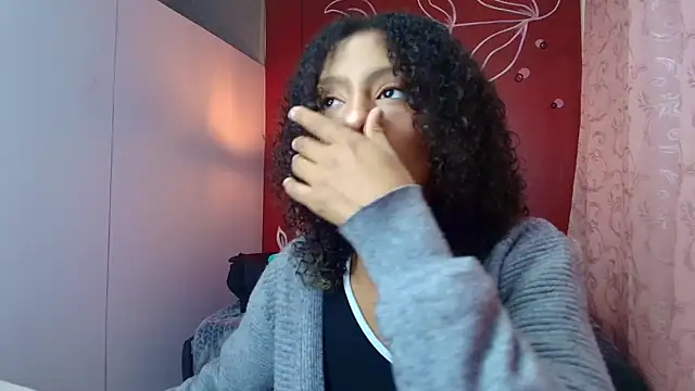 Zia Green online show from March 1, 2025, 12:01 pm