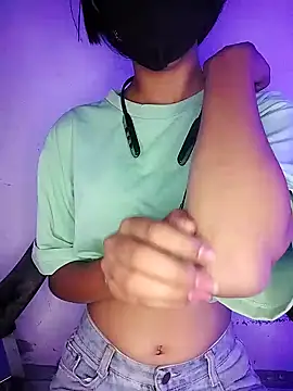 ur    puppet    doll online show from December 6, 2024, 6:50 pm