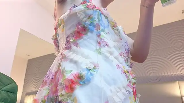 JaneLondon online show from May 8, 2026, 5:29 pm