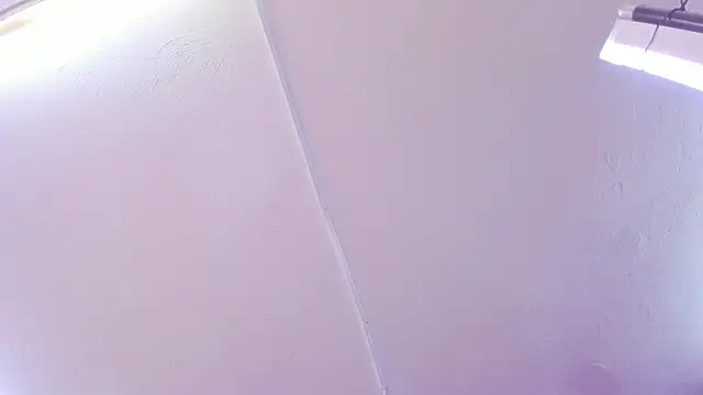 Amy Kiitty  online show from December 3, 2025, 12:47 pm