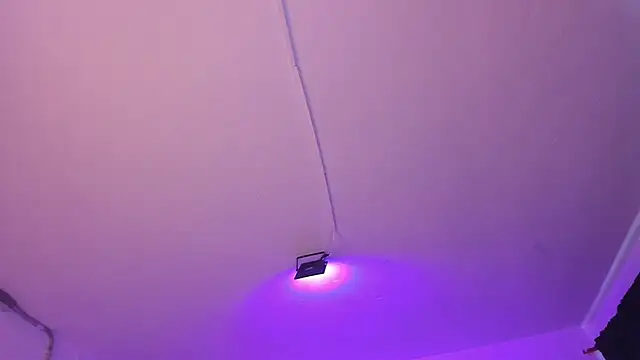 Amy Kiitty  online show from December 16, 2025, 12:54 pm