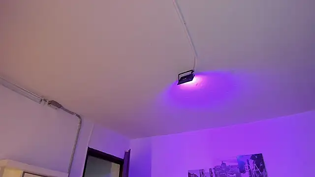 Amy Kiitty  online show from March 8, 2026, 1:04 pm