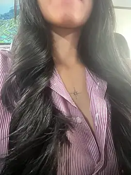 Amy Kiitty  online show from June 11, 2026, 1:42 pm