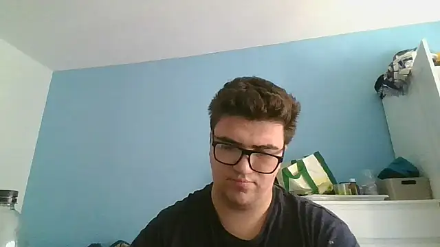 Snapshot of sorolla12 chatting on April 3, 2026, 11:41 am sorolla12 online show from April 3, 2026, 11:41 am