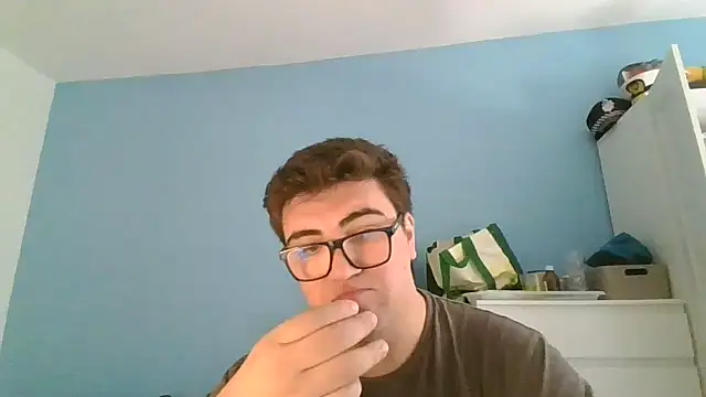Snapshot of sorolla12 chatting on April 7, 2026, 3:01 pm sorolla12 online show from April 7, 2026, 3:01 pm