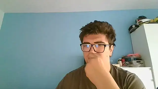 Snapshot of sorolla12 chatting on May 8, 2026, 10:53 am sorolla12 online show from May 8, 2026, 10:53 am