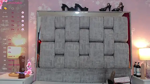 Snapshot of KarinaSimonz chatting on January 6, 2025, 10:58 pm KarinaSimonz online show from January 6, 2025, 10:58 pm